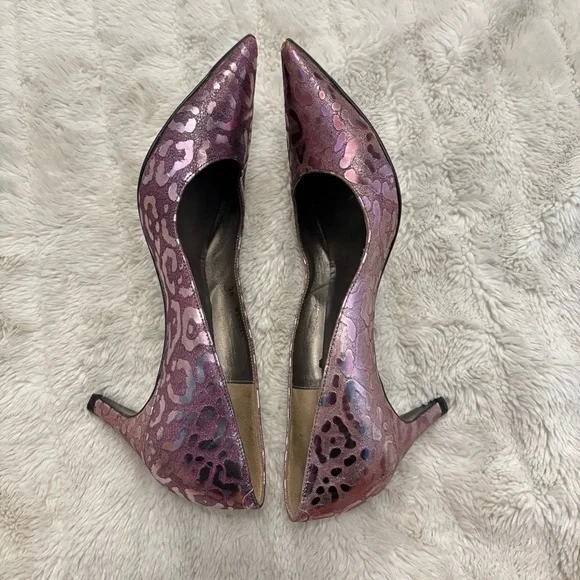 Bruno Magli Metallic Pink Purple Animal Print Pointed Toe Women's Heels Size 7 - Picture 12 of 12